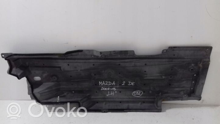 Mazda 2 Osłona dolna silnika DF7156371