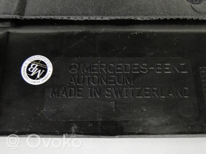 Mercedes-Benz A W176 Cache de protection sous moteur A2465200123