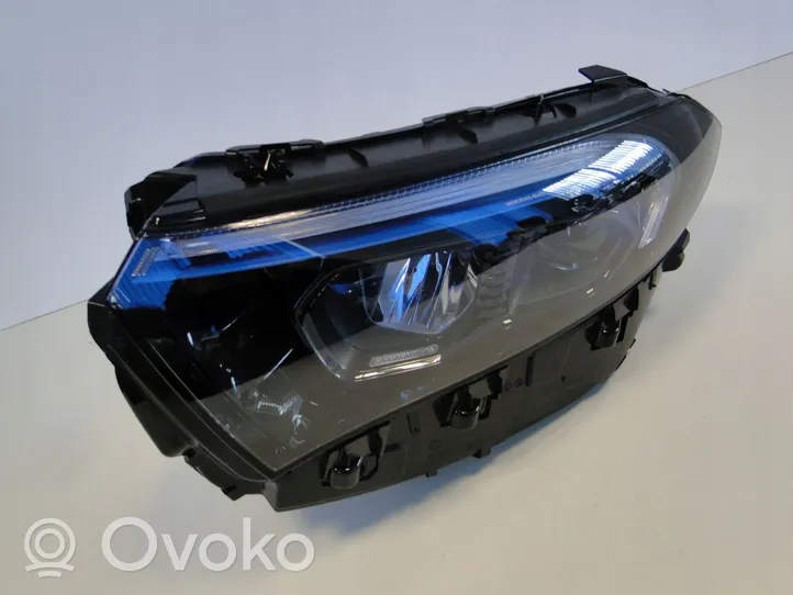 Mercedes-Benz EQA Lampa przednia A2439060100