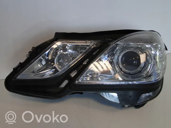 Mercedes-Benz E W212 Lampa przednia A2128204061