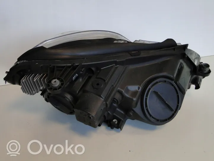 Mercedes-Benz E W212 Lampa przednia A2128204061