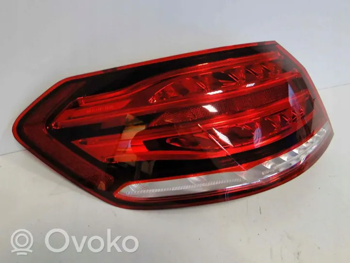 Mercedes-Benz E W212 Lampa tylna A2129060703