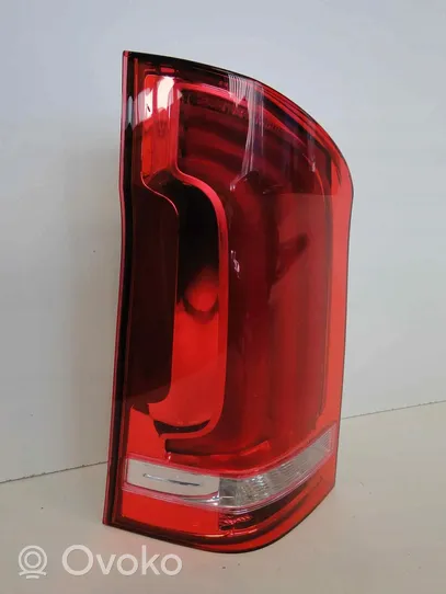 Mercedes-Benz V Class W447 Lampa tylna A4478200564