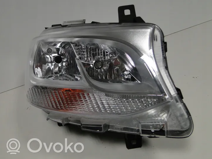 Mercedes-Benz Sprinter W907 W910 Lampa przednia A9109060100