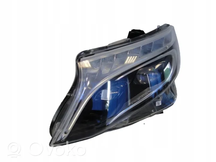 Mercedes-Benz V Class W447 Lampa przednia A4479061401