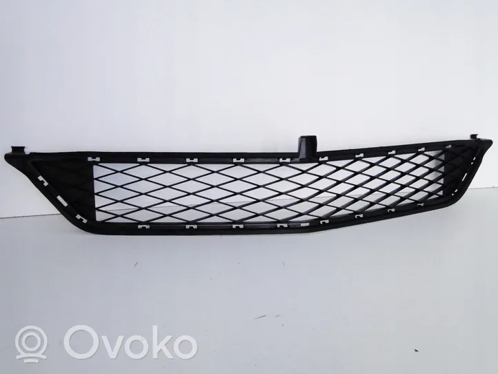 Mercedes-Benz B W245 Front bumper lower grill A1698851922