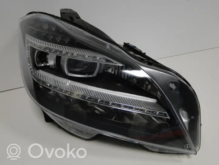 Mercedes-Benz CLS C218 AMG Lampa przednia A2188208861