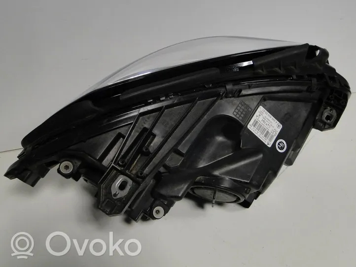 Mercedes-Benz B W246 W242 Phare frontale A2468205361