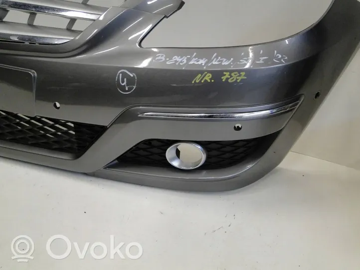 Mercedes-Benz B W245 Zderzak przedni A1698859625