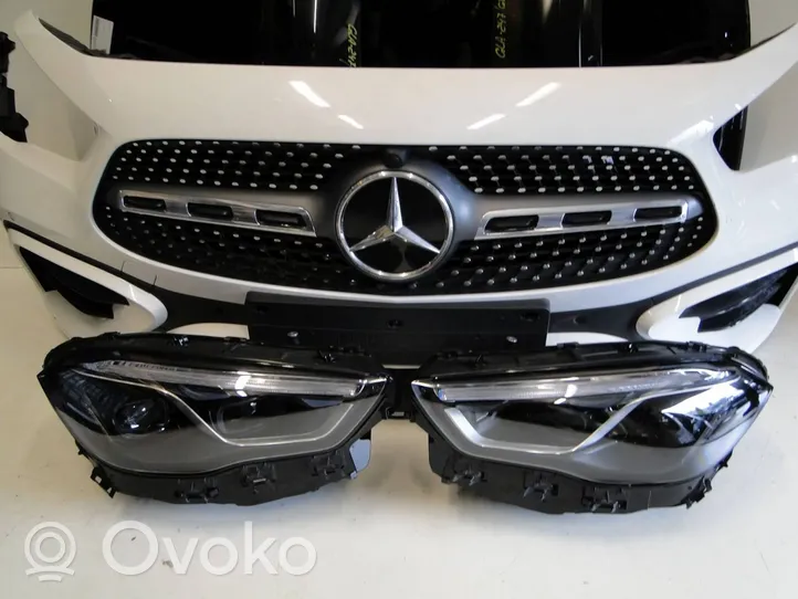 Mercedes-Benz GLA H247 Priekinė kėbulo dalis A2478858008