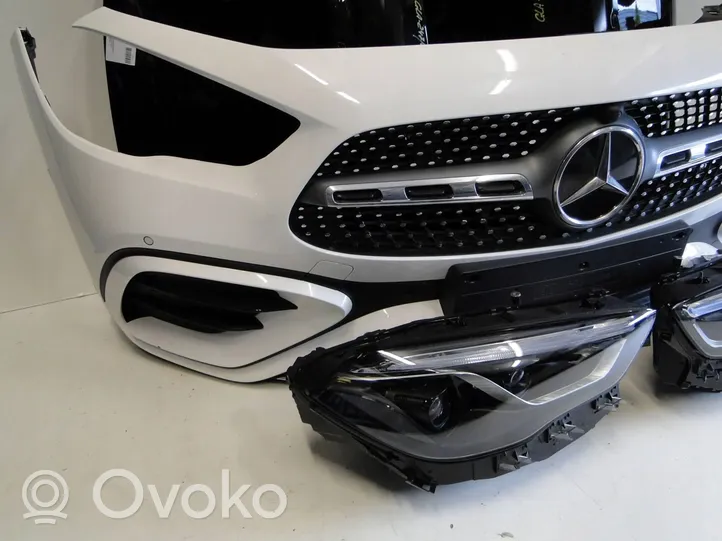 Mercedes-Benz GLA H247 Priekinė kėbulo dalis A2478858008