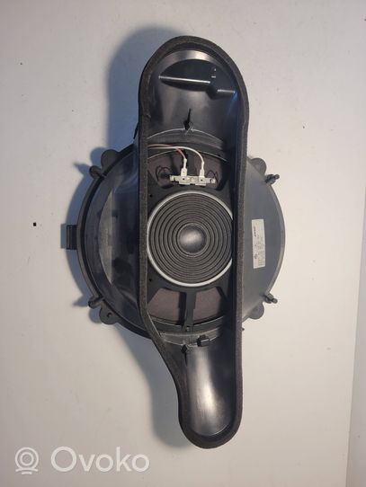 Mercedes-Benz S W220 Subwoofer-bassokaiutin 2208200602