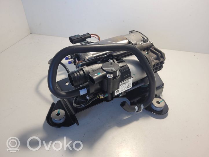 BMW 7 G11 G12 Ilmajousituksen kompressoripumppu 37206894450