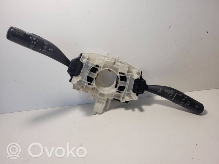 Subaru Legacy Commodo, commande essuie-glace/phare 83161AG43