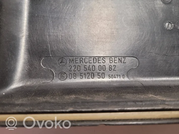 Mercedes-Benz S W220 Pokrywa skrzynki bezpieczników 2205400082