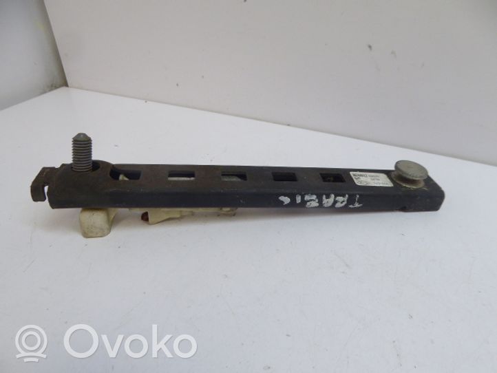 Renault Trafic II (X83) Rail de réglage hauteur de ceinture de sécurité 696525