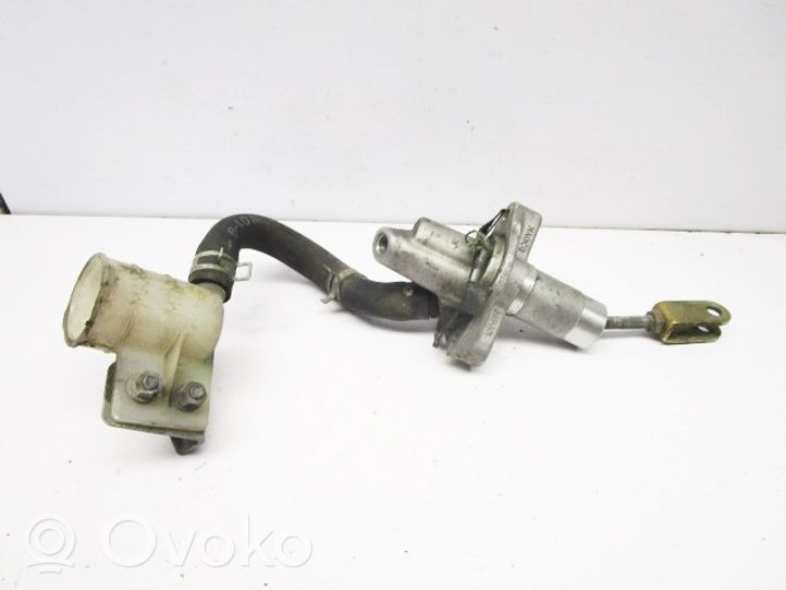 Nissan Primera Clutch slave cylinder -