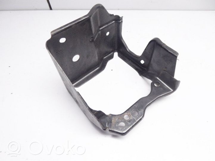 Nissan Qashqai Staffa/supporto di montaggio del filtro carburante -