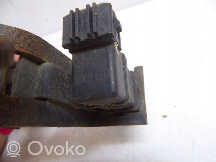 Volkswagen Golf III Sensore di allarme cofano 191953236