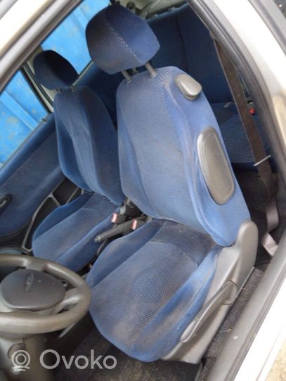 Fiat Punto (188) Fotel przedni kierowcy 