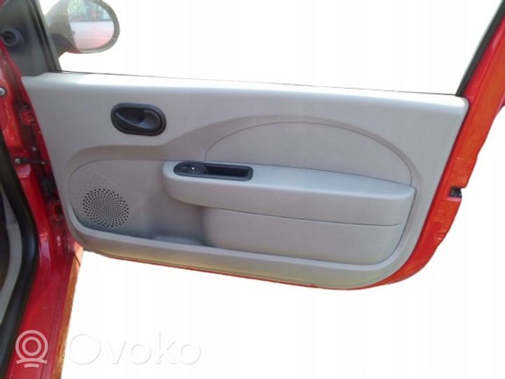 Renault Twingo II Apmušimas priekinių durų (obšifke) 