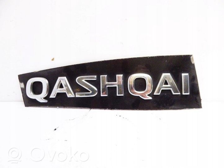 Nissan Qashqai Emblemat / Znaczek tylny / Litery modelu 