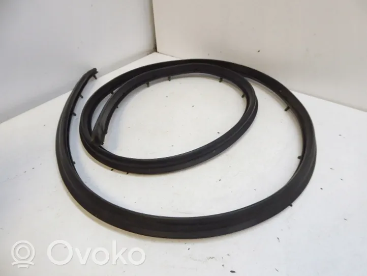 Nissan Qashqai Etuoven kumitiiviste 80830JD000