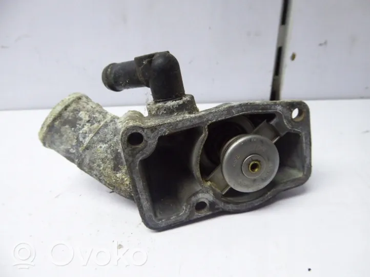 Opel Zafira A Thermostat housing 