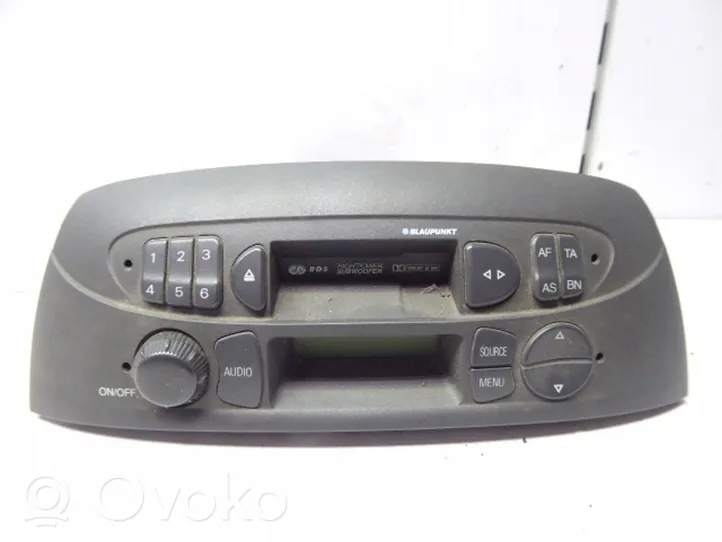 Fiat Punto (188) Mascherina unità principale autoradio/GPS 