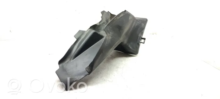 Seat Exeo (3R) Välijäähdyttimen ilmakanavan ohjain 3R0825639A