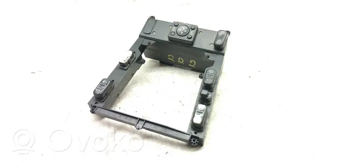 Mercedes-Benz ML W163 Interruttore di controllo dell’alzacristalli elettrico A1638206410