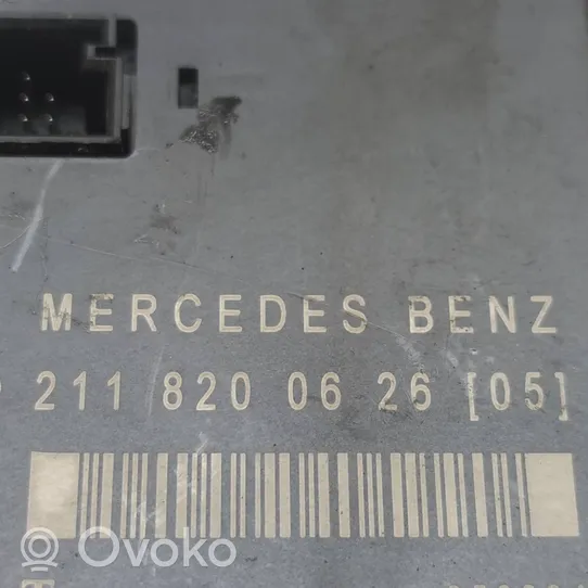 Mercedes-Benz E W211 Centralina/modulo portiere 2118200626