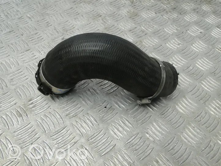 Volvo XC60 Coolant pipe/hose 31657761