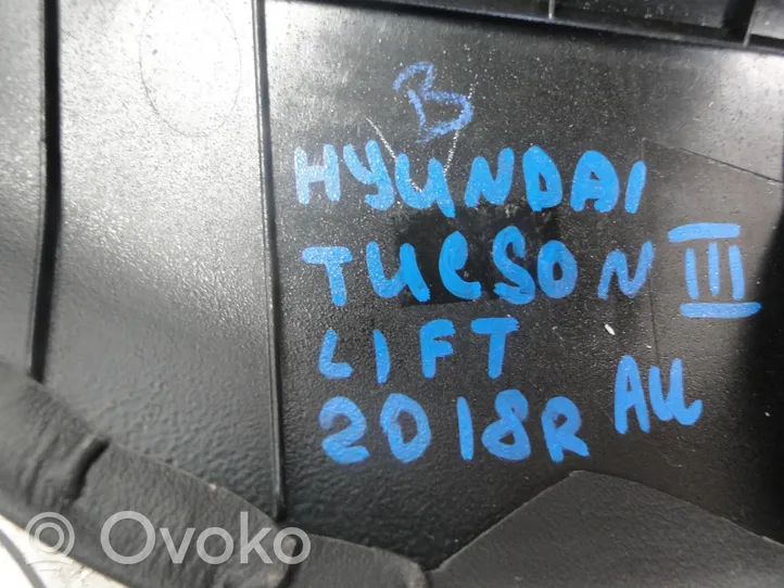 Hyundai Tucson TL Kojelaudan keskiosan tuuletussuuttimen ritilä 97410-D7AA0