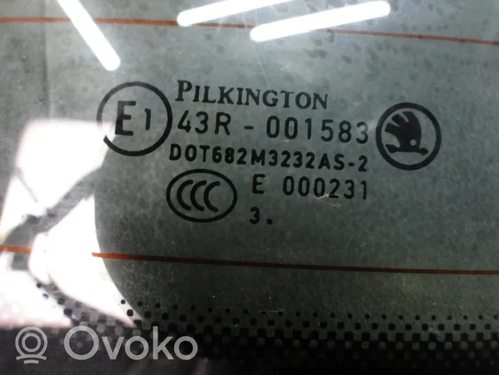 Skoda Octavia 985 Задняя крышка (багажника) 5E9827173
