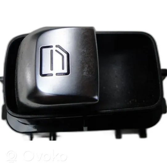 Mercedes-Benz E W213 Muut kytkimet/nupit/vaihtimet A2229051904