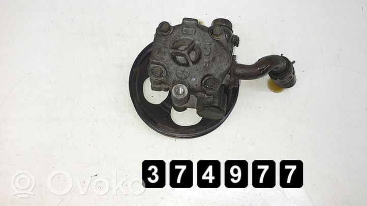 Daihatsu YRV Pompe de direction assistée 1300 16v kyb