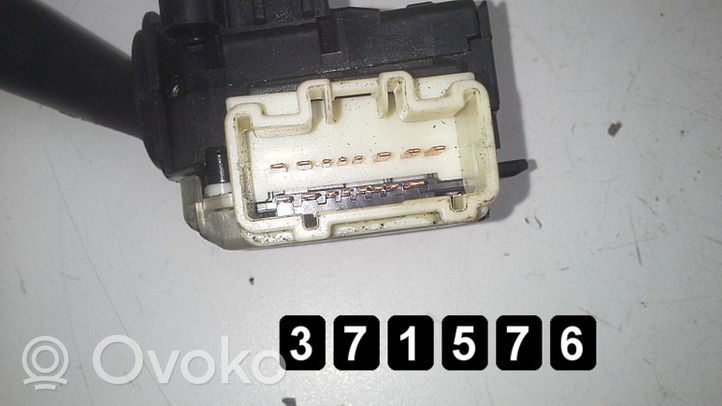 Toyota Avensis Verso Muut kytkimet/nupit/vaihtimet 84140-20700