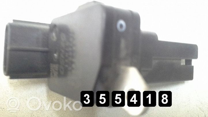 Mazda Demio Przepływomierz masowy powietrza MAF 22204-38010