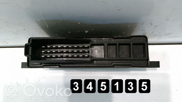Mercedes-Benz E W124 Variklio valdymo blokas 2028204426