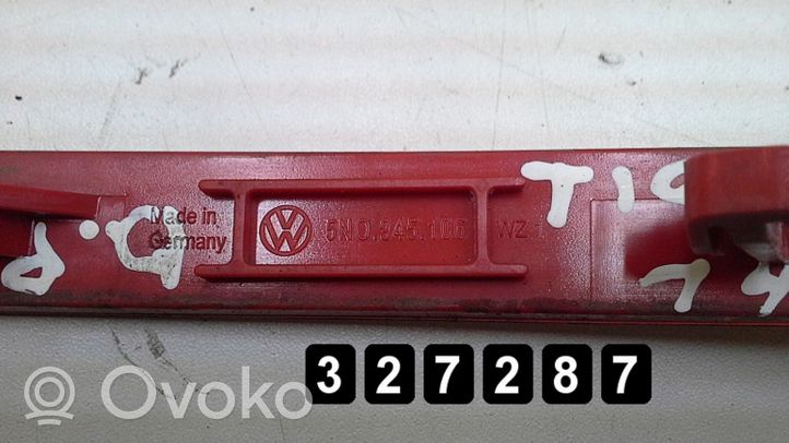 Volkswagen Tiguan Takavalon heijastin 5N0945106