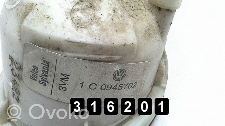 Volkswagen New Beetle Światło przeciwmgłowe przednie 1C0945702