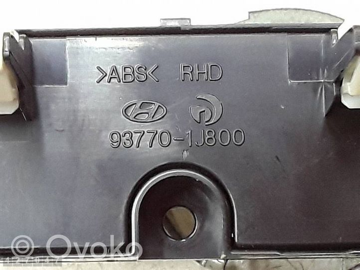 Hyundai i20 (PB PBT) Monitor / wyświetlacz / ekran 937701J800