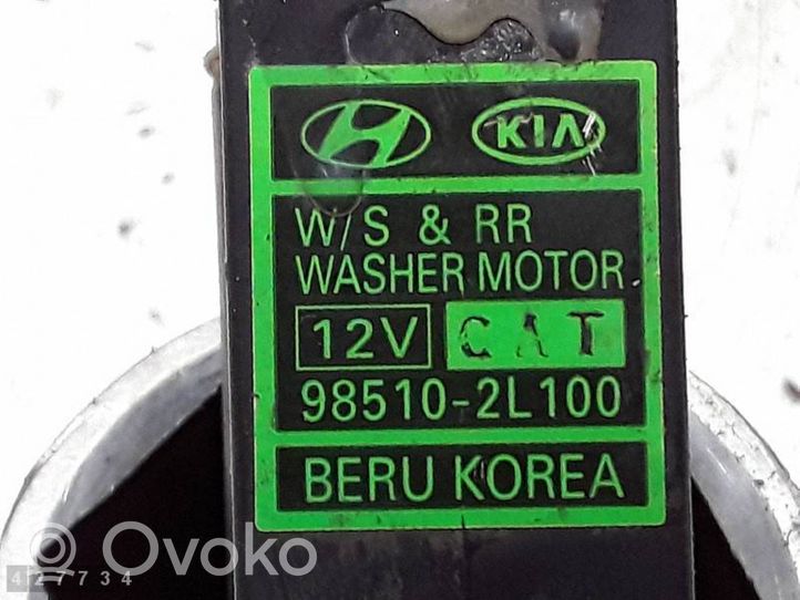 KIA Venga Windscreen/windshield washer pump 985102L100