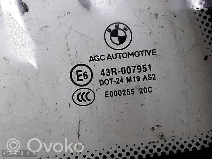 BMW i3 Vetro del finestrino della portiera posteriore E643R007951