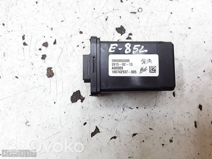 Citroen C4 Grand Picasso Boîtier module alarme 9806066880