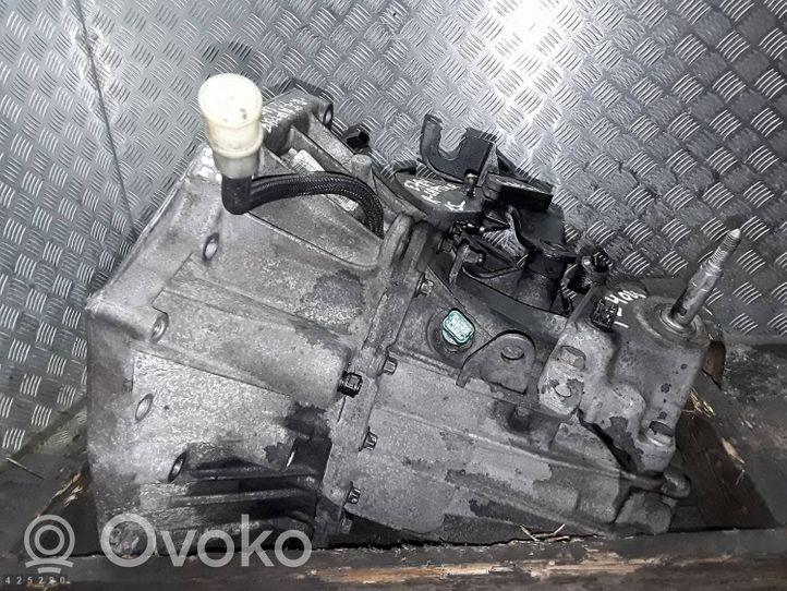 Renault Captur Mechaninė 6 pavarų dėžė TL4080