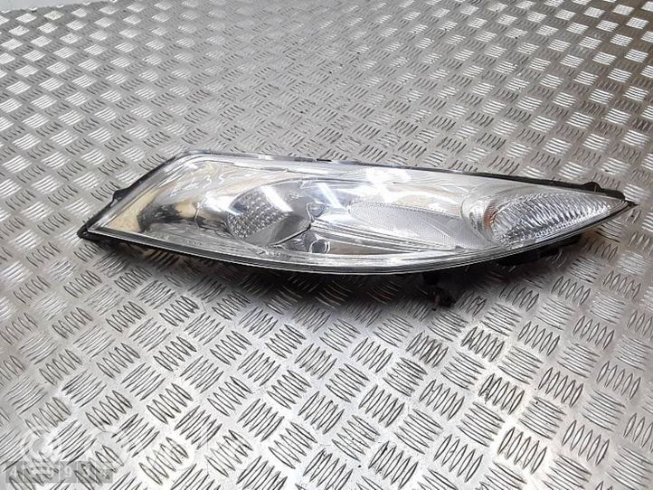 Nissan Juke I F15 Front indicator light F001