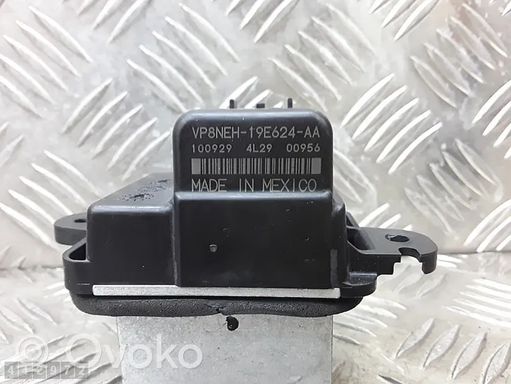 Nissan Navara Pečiuko ventiliatoriaus reostatas (reustatas) VP8NEH19E624