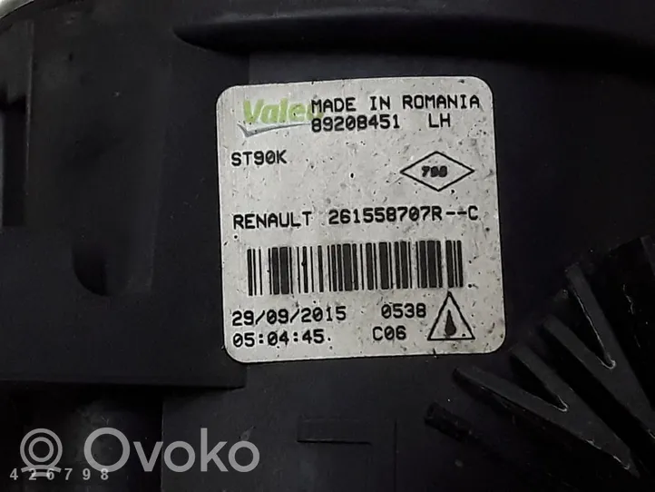 Renault Captur Światło przeciwmgłowe przednie 261558707r